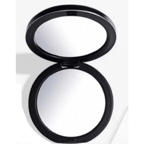 💋Dior Black Quilted Double Sided Compact Mirror *NEW - Picture 4 of 4